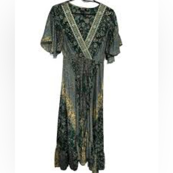 Dress NAOO size small nwt 
Boho floral lightweight dress or coverup - Picture 1 of 8